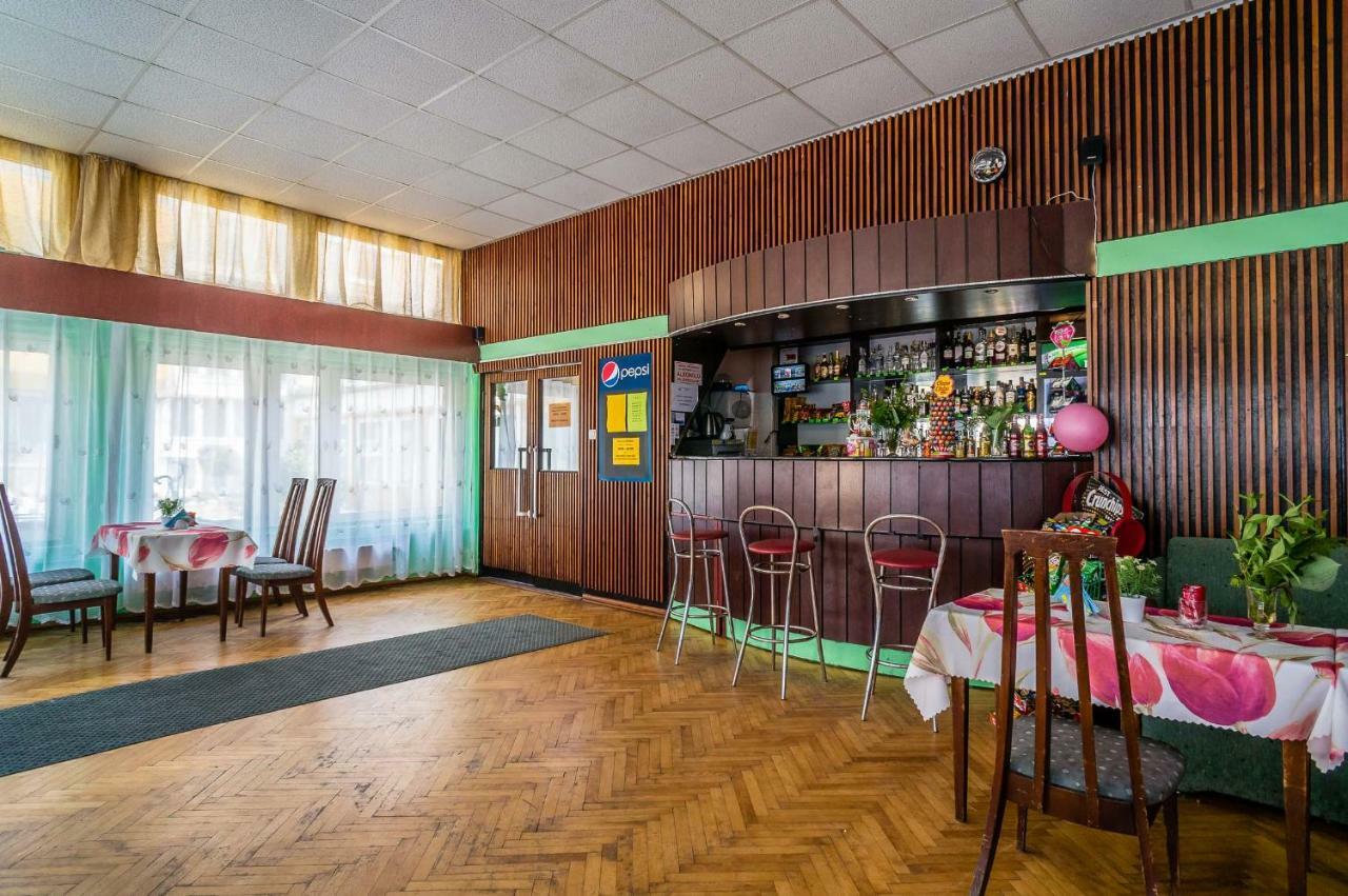 Hotel Ow Posejdon Jastarnia - Blisko Morza I Nad Zatoka Exterior foto